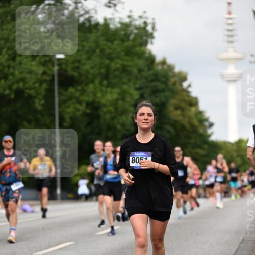 29.06.2025 - hella hamburg halbmarathon Dr. Thomas Lammeyer http://msf.ph/oto/8183481 29.06.2025 10:10:40 Kennedybrücke 1766, 1936, 1981, 4550, 4666, 5431, 5951, 8051, 8744, 8960, 10214, 10736, 10886 meine-sportfotos.de