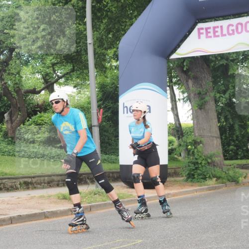 29.06.2025 - hella hamburg halbmarathon KatJ http://msf.ph/oto/8183483 29.06.2025 09:24:06 Zwischen KM18-KM19  meine-sportfotos.de