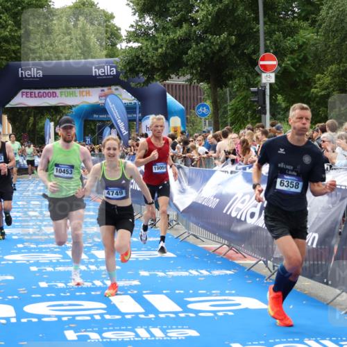 29.06.2025 - hella hamburg halbmarathon Zöllner http://msf.ph/oto/8183492 29.06.2025 10:32:59 Ziel 4463, 4749, 6358, 10453, 12290, 18679, 18687, 19059 meine-sportfotos.de