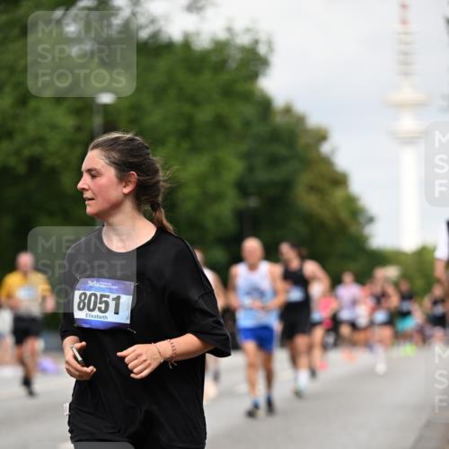 29.06.2025 - hella hamburg halbmarathon Dr. Thomas Lammeyer http://msf.ph/oto/8183563 29.06.2025 10:10:42 Kennedybrücke 1766, 1936, 1981, 4550, 4666, 5431, 5951, 6572, 8051, 8960, 10297, 10736, 10886 meine-sportfotos.de