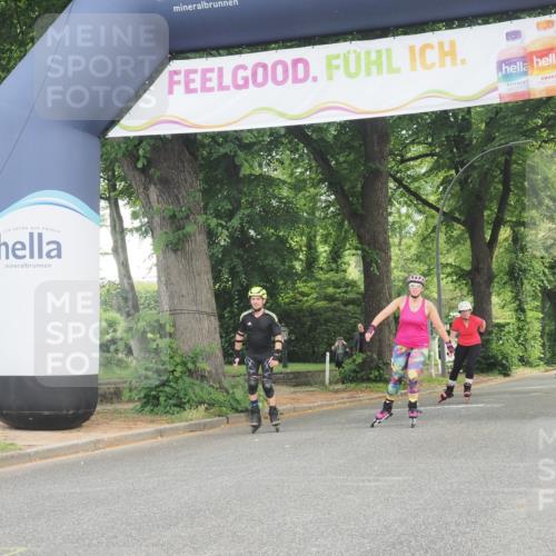 29.06.2025 - hella hamburg halbmarathon KatJ http://msf.ph/oto/8183584 29.06.2025 09:24:15 Zwischen KM18-KM19  meine-sportfotos.de