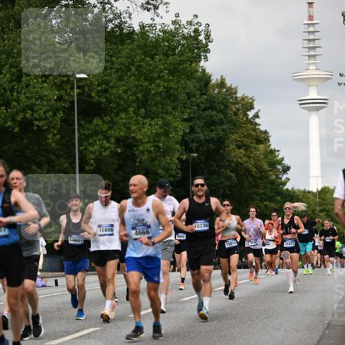 29.06.2025 - hella hamburg halbmarathon Dr. Thomas Lammeyer http://msf.ph/oto/8183661 29.06.2025 10:10:43 Kennedybrücke 1245, 1766, 1936, 1981, 4550, 4666, 5431, 5951, 6572, 8051, 8960, 10297, 10736, 10886 meine-sportfotos.de