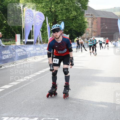29.06.2025 - hella hamburg halbmarathon Strokosch-Dieckow http://msf.ph/oto/8183722 29.06.2025 09:24:13 Ziel 20003, 20041, 20051, 20084, 20109, 20110, 20149, 20205, 20206, 20216, 20336, 20391 meine-sportfotos.de