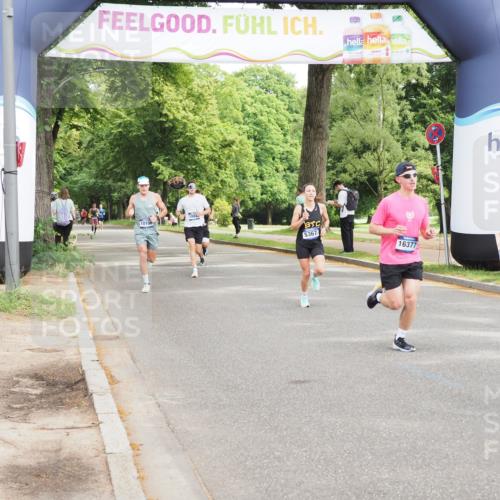 29.06.2025 - hella hamburg halbmarathon MichiJ http://msf.ph/oto/8183741 29.06.2025 10:17:53 Zwischen KM18-KM19 4678, 5367, 7651, 8731, 10106, 16377, 18567 meine-sportfotos.de