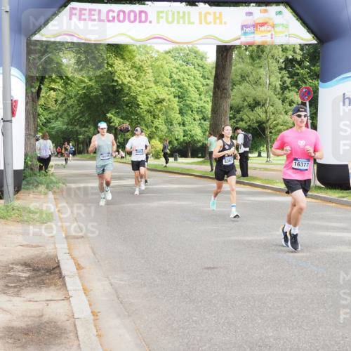 29.06.2025 - hella hamburg halbmarathon MichiJ http://msf.ph/oto/8183750 29.06.2025 10:17:53 Zwischen KM18-KM19 4678, 5367, 7651, 8731, 10106, 16377, 18567 meine-sportfotos.de