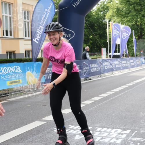 29.06.2025 - hella hamburg halbmarathon Strokosch-Dieckow http://msf.ph/oto/8183848 29.06.2025 09:24:15 Ziel 20003, 20051, 20084, 20109, 20110, 20149, 20205, 20206, 20216, 20336, 20391 meine-sportfotos.de