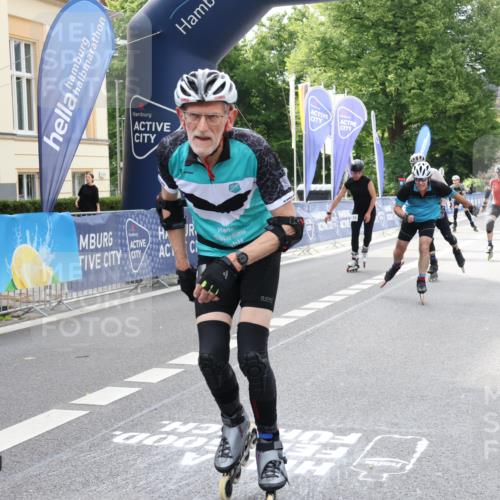 29.06.2025 - hella hamburg halbmarathon Strokosch-Dieckow http://msf.ph/oto/8183961 29.06.2025 09:24:17 Ziel 20003, 20051, 20084, 20109, 20110, 20149, 20216, 20336, 20391 meine-sportfotos.de