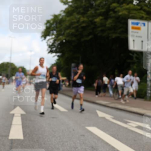 29.06.2025 - hella hamburg halbmarathon Yannick Fuchs http://msf.ph/oto/8183971 29.06.2025 10:29:02 20KM 1080, 2228, 2879, 3005, 5550, 6305, 7534, 7884, 7901, 9376, 9519, 11019, 11202, 11230, 13771, 14448, 14549, 15500, 15902, 16148, 16243, 16417, 17751, 17877, 18026, 18837, 18906 meine-sportfotos.de