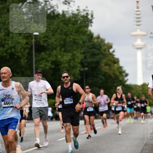 29.06.2025 - hella hamburg halbmarathon Dr. Thomas Lammeyer http://msf.ph/oto/8183991 29.06.2025 10:10:45 Kennedybrücke 1245, 1766, 1936, 1981, 4550, 4666, 5951, 6572, 8051, 8960, 10297, 10736, 10886 meine-sportfotos.de