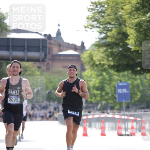 29.06.2025 - hella hamburg halbmarathon Jannik Wohlers http://msf.ph/oto/8184035 29.06.2025 09:43:08 Lombardsbrücke 1271, 2075, 2180, 6090, 7380, 8318, 15023, 17893 meine-sportfotos.de