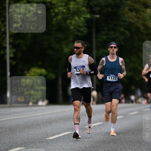 29.06.2025 - hella hamburg halbmarathon Dr. Thomas Lammeyer http://msf.ph/oto/8184078 29.06.2025 09:47:21 Kennedybrücke 1122, 1953, 3189, 3379, 5308, 5344, 7231, 7793, 8975, 9047, 9079, 10106, 10173, 11150 meine-sportfotos.de