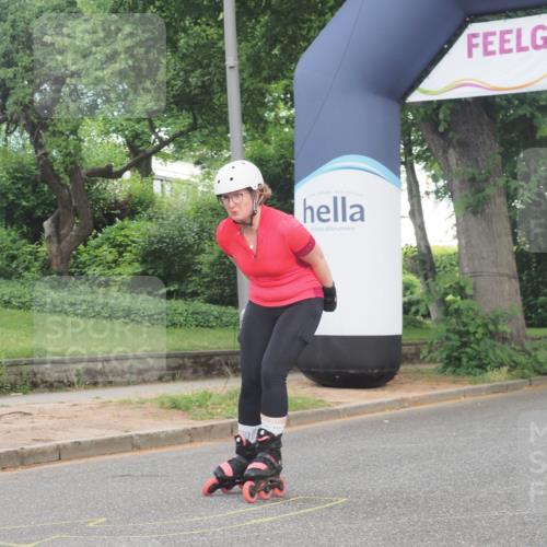 29.06.2025 - hella hamburg halbmarathon KatJ http://msf.ph/oto/8184102 29.06.2025 09:24:17 Zwischen KM18-KM19  meine-sportfotos.de