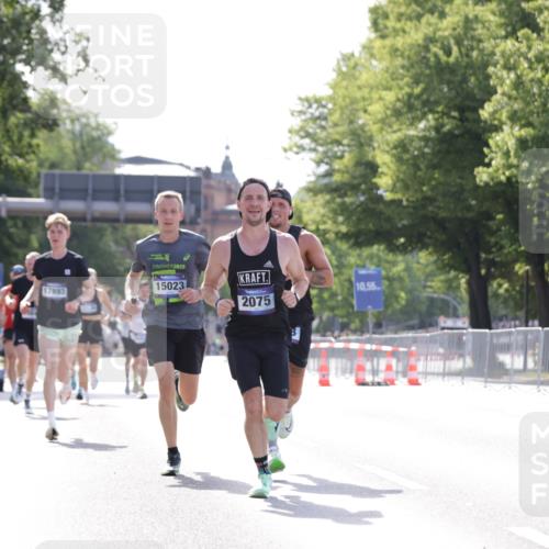 29.06.2025 - hella hamburg halbmarathon Jannik Wohlers http://msf.ph/oto/8184152 29.06.2025 09:43:09 Lombardsbrücke 1271, 2075, 2180, 6090, 7380, 8318, 15023, 17893 meine-sportfotos.de