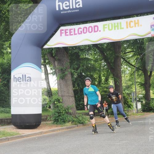 29.06.2025 - hella hamburg halbmarathon KatJ http://msf.ph/oto/8184178 29.06.2025 09:24:20 Zwischen KM18-KM19  meine-sportfotos.de