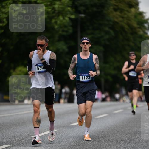 29.06.2025 - hella hamburg halbmarathon Dr. Thomas Lammeyer http://msf.ph/oto/8184199 29.06.2025 09:47:21 Kennedybrücke 1122, 1953, 3189, 3379, 5308, 5344, 7231, 7793, 8975, 9047, 9079, 10106, 10173, 11150 meine-sportfotos.de
