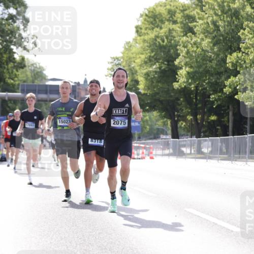 29.06.2025 - hella hamburg halbmarathon Jannik Wohlers http://msf.ph/oto/8184259 29.06.2025 09:43:10 Lombardsbrücke 2075, 2180, 6090, 7380, 8318, 13941, 15023, 17893 meine-sportfotos.de