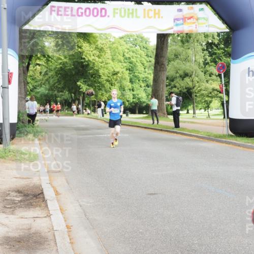 29.06.2025 - hella hamburg halbmarathon MichiJ http://msf.ph/oto/8184263 29.06.2025 10:18:06 Zwischen KM18-KM19 1953, 3075 meine-sportfotos.de