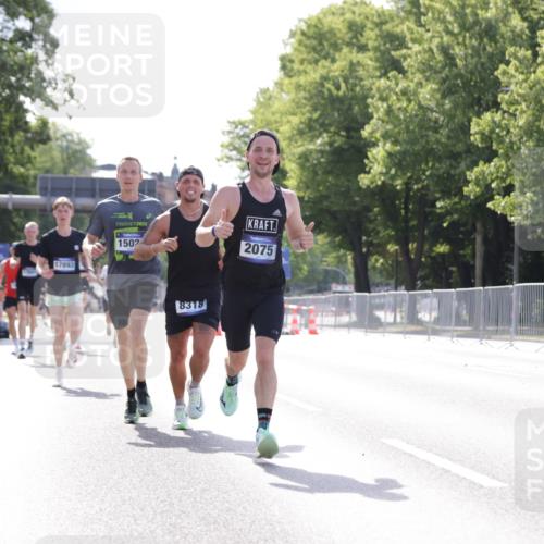 29.06.2025 - hella hamburg halbmarathon Jannik Wohlers http://msf.ph/oto/8184266 29.06.2025 09:43:10 Lombardsbrücke 2075, 2180, 6090, 7380, 8318, 13941, 15023, 17893 meine-sportfotos.de