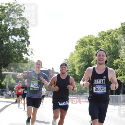 29.06.2025 - hella hamburg halbmarathon Jannik Wohlers http://msf.ph/oto/8184317 29.06.2025 09:43:11 Lombardsbrücke 2075, 2180, 2203, 6090, 7380, 8318, 10351, 13941, 15023, 15136, 17893, 18763 meine-sportfotos.de