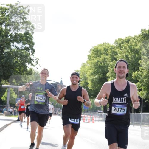 29.06.2025 - hella hamburg halbmarathon Jannik Wohlers http://msf.ph/oto/8184324 29.06.2025 09:43:11 Lombardsbrücke 2075, 2180, 2203, 6090, 7380, 8318, 10351, 13941, 15023, 15136, 17893, 18763 meine-sportfotos.de
