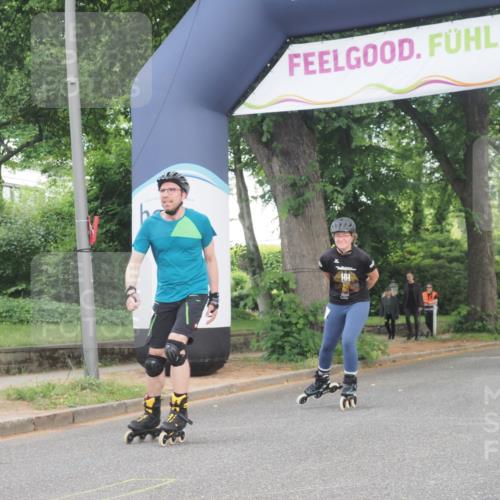 29.06.2025 - hella hamburg halbmarathon KatJ http://msf.ph/oto/8184327 29.06.2025 09:24:21 Zwischen KM18-KM19  meine-sportfotos.de