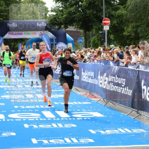 29.06.2025 - hella hamburg halbmarathon Zöllner http://msf.ph/oto/8184331 29.06.2025 10:41:56 Ziel 1169, 7092, 10415, 11765, 15521, 15935, 16507 meine-sportfotos.de