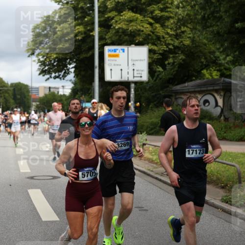 29.06.2025 - hella hamburg halbmarathon Yannick Fuchs http://msf.ph/oto/8184332 29.06.2025 10:43:28 20KM 1094, 1342, 1381, 1452, 1476, 2013, 2504, 2592, 2596, 2706, 2889, 2937, 3060, 4017, 4183, 4185, 4832, 5460, 5705, 6158, 7067, 7297, 8112, 8302, 8821, 9038, 9126, 9213, 9463, 9619, 9649, 9695, 9924, 10053, 10184, 10859, 10860, 11340, 11519, 11579, 11679, 11779, 11819, 11977, 12094, 12421, 12533, 12670, 13233, 13269, 13688, 14526, 15422, 15523, 15857, 15894, 16114, 16369, 16627, 16653, 16731, 16891, 17173, 17632, 17753, 18058, 18842, 18873 meine-sportfotos.de