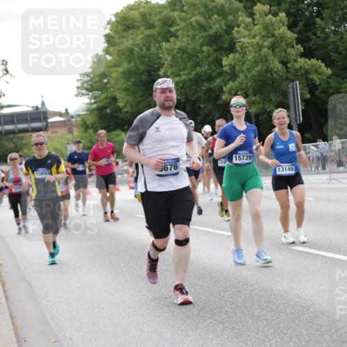 29.06.2025 - hella hamburg halbmarathon Jannik Wohlers http://msf.ph/oto/8184345 29.06.2025 10:23:23 Lombardsbrücke 1304, 1545, 2125, 2489, 4122, 4646, 4990, 5055, 5160, 5358, 6747, 8031, 8149, 8181, 8502, 8676, 9217, 9603, 9715, 10649, 11044, 11300, 11454, 11793, 13149, 14521, 15739, 15853, 16331, 17385, 17513, 18091, 18314, 18745, 18865, 18998, 19017 meine-sportfotos.de