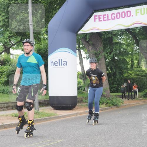 29.06.2025 - hella hamburg halbmarathon KatJ http://msf.ph/oto/8184396 29.06.2025 09:24:21 Zwischen KM18-KM19  meine-sportfotos.de
