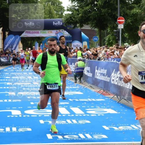 29.06.2025 - hella hamburg halbmarathon Zöllner http://msf.ph/oto/8184417 29.06.2025 10:41:59 Ziel 1169, 5690, 7092, 7363, 8694, 15521, 16507, 17926 meine-sportfotos.de