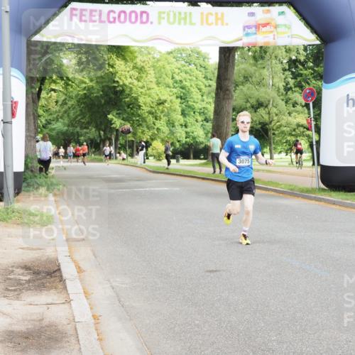 29.06.2025 - hella hamburg halbmarathon MichiJ http://msf.ph/oto/8184426 29.06.2025 10:18:07 Zwischen KM18-KM19 1953, 3075 meine-sportfotos.de