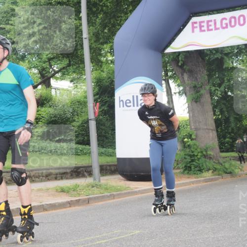 29.06.2025 - hella hamburg halbmarathon KatJ http://msf.ph/oto/8184474 29.06.2025 09:24:21 Zwischen KM18-KM19  meine-sportfotos.de