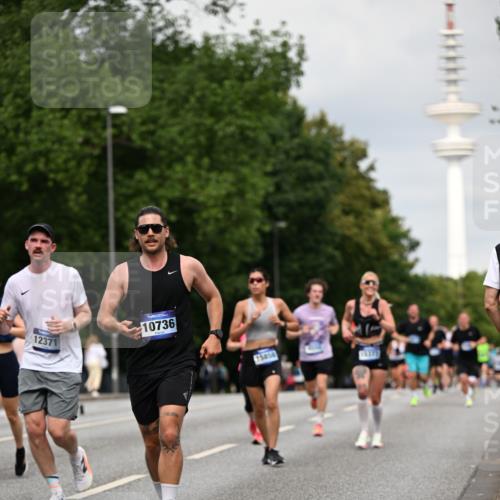 29.06.2025 - hella hamburg halbmarathon Dr. Thomas Lammeyer http://msf.ph/oto/8184517 29.06.2025 10:10:46 Kennedybrücke 1245, 1766, 1936, 1981, 4550, 4666, 5951, 6572, 8051, 8960, 9560, 10297, 10736, 10886 meine-sportfotos.de