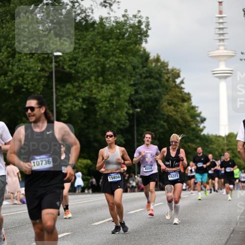 29.06.2025 - hella hamburg halbmarathon Dr. Thomas Lammeyer http://msf.ph/oto/8184568 29.06.2025 10:10:47 Kennedybrücke 1245, 1766, 1936, 1981, 4550, 4666, 5951, 6314, 6572, 6664, 8051, 8960, 9560, 10297, 10736, 10886 meine-sportfotos.de