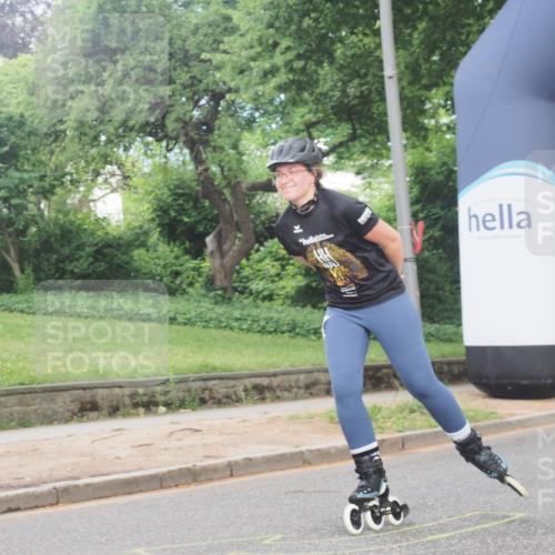 29.06.2025 - hella hamburg halbmarathon KatJ http://msf.ph/oto/8184579 29.06.2025 09:24:21 Zwischen KM18-KM19  meine-sportfotos.de