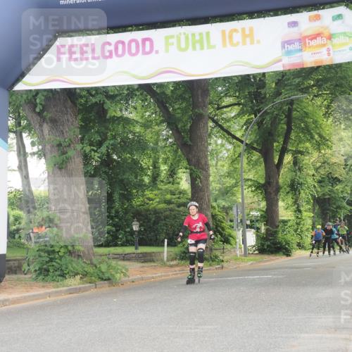 29.06.2025 - hella hamburg halbmarathon KatJ http://msf.ph/oto/8184689 29.06.2025 09:24:32 Zwischen KM18-KM19  meine-sportfotos.de