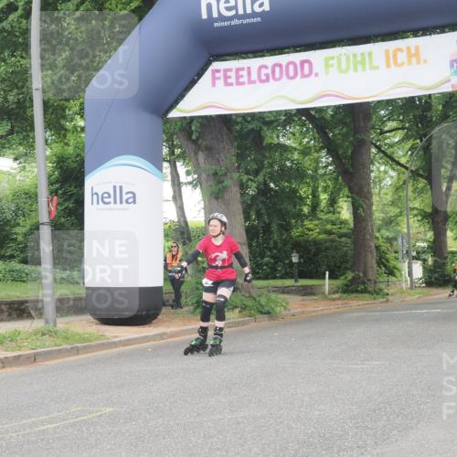 29.06.2025 - hella hamburg halbmarathon KatJ http://msf.ph/oto/8184793 29.06.2025 09:24:34 Zwischen KM18-KM19  meine-sportfotos.de