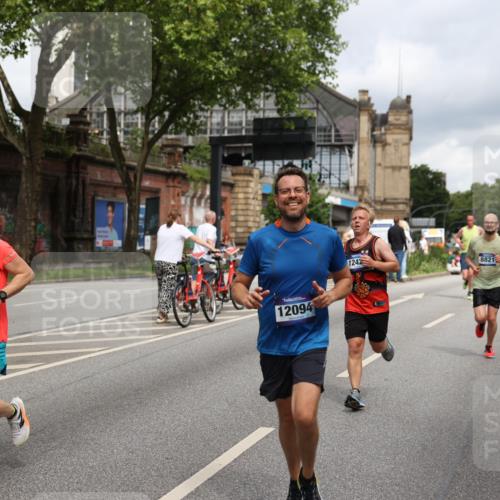29.06.2025 - hella hamburg halbmarathon Yannick Fuchs http://msf.ph/oto/8184813 29.06.2025 10:43:31 20KM 1094, 1342, 1381, 1452, 1476, 2013, 2504, 2592, 2596, 2706, 2889, 2937, 3060, 4017, 4183, 4185, 4832, 5460, 5705, 6158, 7067, 7297, 7332, 8112, 8302, 8437, 8821, 9038, 9126, 9213, 9463, 9619, 9649, 9695, 9924, 10053, 10184, 10859, 10860, 11340, 11519, 11579, 11679, 11779, 11819, 11977, 12094, 12421, 12533, 12670, 13233, 13269, 13688, 13690, 14526, 15422, 15523, 15857, 16114, 16369, 16627, 16653, 16731, 16891, 17173, 17632, 17753, 18058, 18842, 18873, 18926, 19109 meine-sportfotos.de