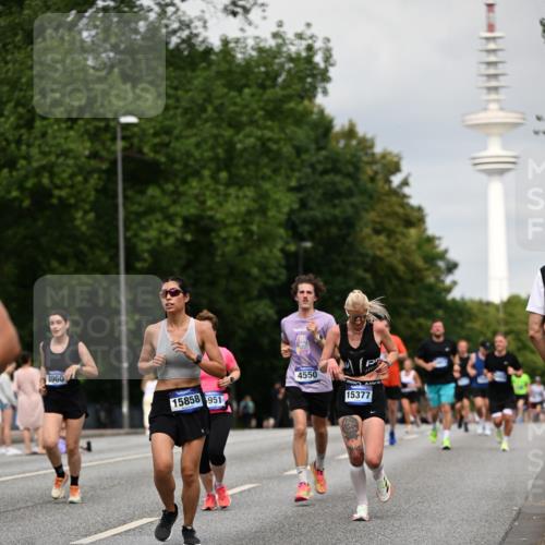 29.06.2025 - hella hamburg halbmarathon Dr. Thomas Lammeyer http://msf.ph/oto/8184829 29.06.2025 10:10:48 Kennedybrücke 1245, 1766, 1936, 1981, 4550, 4666, 5951, 6314, 6572, 6664, 8051, 8960, 9560, 10212, 10297, 10736, 10886 meine-sportfotos.de