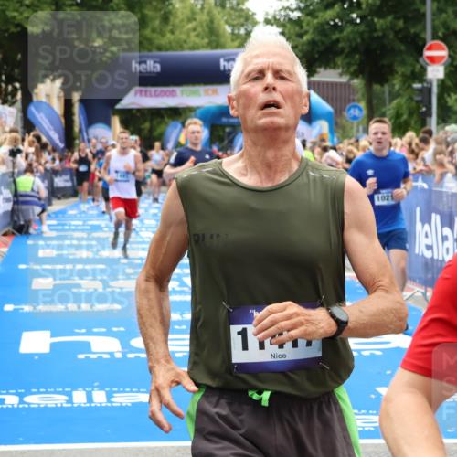 29.06.2025 - hella hamburg halbmarathon Zöllner http://msf.ph/oto/8184882 29.06.2025 10:42:12 Ziel 1441, 5682, 7765, 10216, 12098, 16626, 16677, 17363, 18772, 18802 meine-sportfotos.de