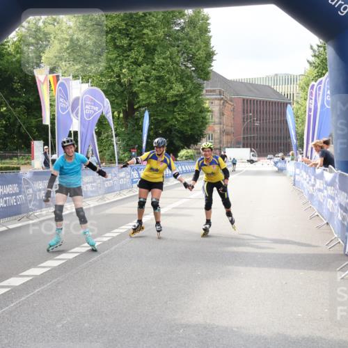 29.06.2025 - hella hamburg halbmarathon Strokosch-Dieckow http://msf.ph/oto/8184939 29.06.2025 09:25:05 Ziel 20176, 20180, 20188 meine-sportfotos.de