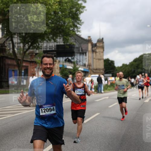 29.06.2025 - hella hamburg halbmarathon Yannick Fuchs http://msf.ph/oto/8184942 29.06.2025 10:43:31 20KM 1094, 1342, 1381, 1452, 1476, 2013, 2504, 2592, 2596, 2706, 2889, 2937, 3060, 4017, 4183, 4185, 4832, 5460, 5705, 6158, 7067, 7297, 7332, 8112, 8302, 8437, 8821, 9038, 9126, 9213, 9463, 9619, 9649, 9695, 9924, 10053, 10184, 10859, 10860, 11340, 11519, 11579, 11679, 11779, 11819, 11977, 12094, 12421, 12533, 12670, 13233, 13269, 13688, 13690, 14526, 15422, 15523, 15857, 16114, 16369, 16627, 16653, 16731, 16891, 17173, 17632, 17753, 18058, 18842, 18873, 18926, 19109 meine-sportfotos.de