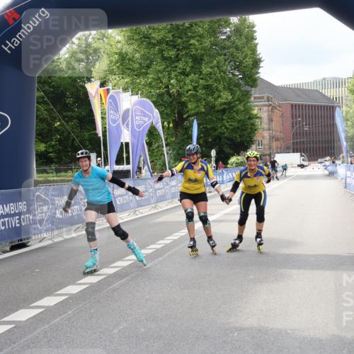 29.06.2025 - hella hamburg halbmarathon Strokosch-Dieckow http://msf.ph/oto/8184984 29.06.2025 09:25:06 Ziel 20176, 20180, 20188 meine-sportfotos.de