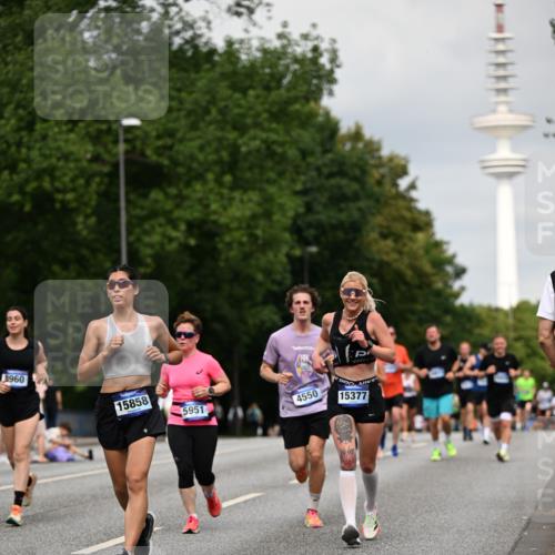 29.06.2025 - hella hamburg halbmarathon Dr. Thomas Lammeyer http://msf.ph/oto/8184985 29.06.2025 10:10:48 Kennedybrücke 1245, 1766, 1936, 1981, 4550, 4666, 5951, 6314, 6572, 6664, 8051, 8960, 9560, 10212, 10297, 10736, 10886 meine-sportfotos.de
