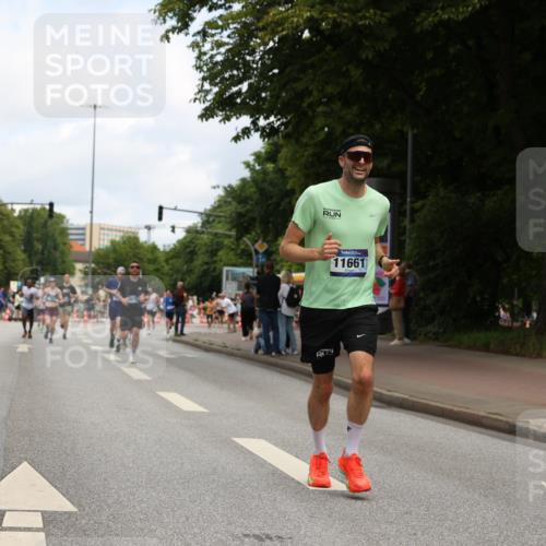 29.06.2025 - hella hamburg halbmarathon Yannick Fuchs http://msf.ph/oto/8185063 29.06.2025 10:29:23 20KM 1002, 4477, 5048, 5152, 5550, 6169, 6878, 7628, 7884, 8395, 8864, 9519, 9686, 11202, 11230, 11661, 14069, 14388, 15902, 16712, 17014, 18026, 18837 meine-sportfotos.de