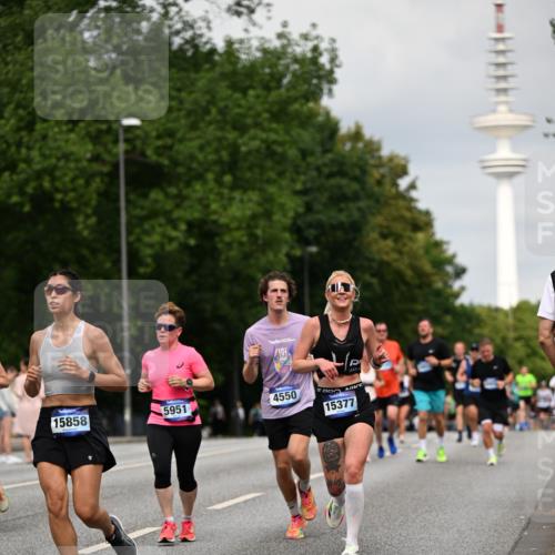 29.06.2025 - hella hamburg halbmarathon Dr. Thomas Lammeyer http://msf.ph/oto/8185064 29.06.2025 10:10:49 Kennedybrücke 1245, 1766, 1936, 1981, 4550, 4666, 5951, 6314, 6572, 6664, 8051, 8960, 9560, 10212, 10297, 10736, 10886 meine-sportfotos.de
