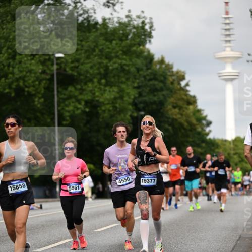 29.06.2025 - hella hamburg halbmarathon Dr. Thomas Lammeyer http://msf.ph/oto/8185145 29.06.2025 10:10:49 Kennedybrücke 1245, 1766, 1936, 1981, 4550, 4666, 5951, 6314, 6572, 6664, 8051, 8960, 9560, 10212, 10297, 10736, 10886 meine-sportfotos.de