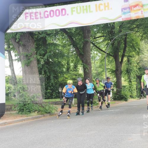 29.06.2025 - hella hamburg halbmarathon KatJ http://msf.ph/oto/8185176 29.06.2025 09:24:37 Zwischen KM18-KM19  meine-sportfotos.de
