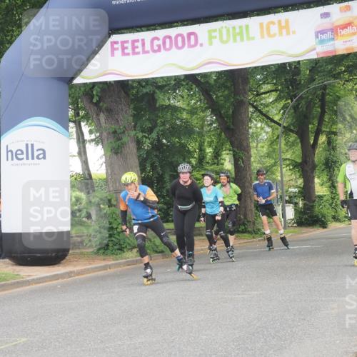 29.06.2025 - hella hamburg halbmarathon KatJ http://msf.ph/oto/8185294 29.06.2025 09:24:38 Zwischen KM18-KM19  meine-sportfotos.de