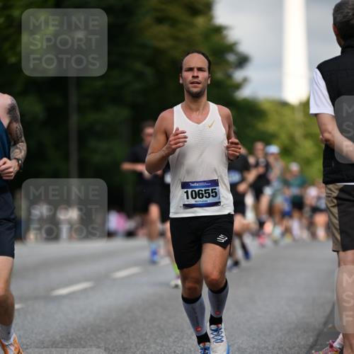29.06.2025 - hella hamburg halbmarathon Dr. Thomas Lammeyer http://msf.ph/oto/8185303 29.06.2025 09:47:23 Kennedybrücke 1122, 1953, 3189, 3379, 5308, 5344, 7231, 7793, 8975, 9047, 9079, 10106, 10173, 11150 meine-sportfotos.de